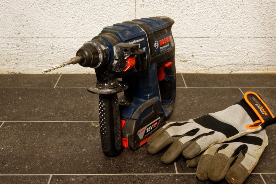 Types of Cordless Drills